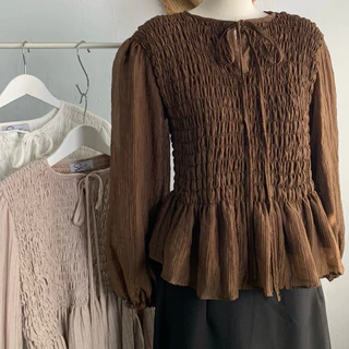 Loafy ruffle top ˖ ࣪(polka dot+3สีใหม่) ౨ৎ -สม็อคช่วงตัวด้านหน้า และหลัง -หายห่วงเรื่องความบาง มาพร้อมซับในทั้งตัว
