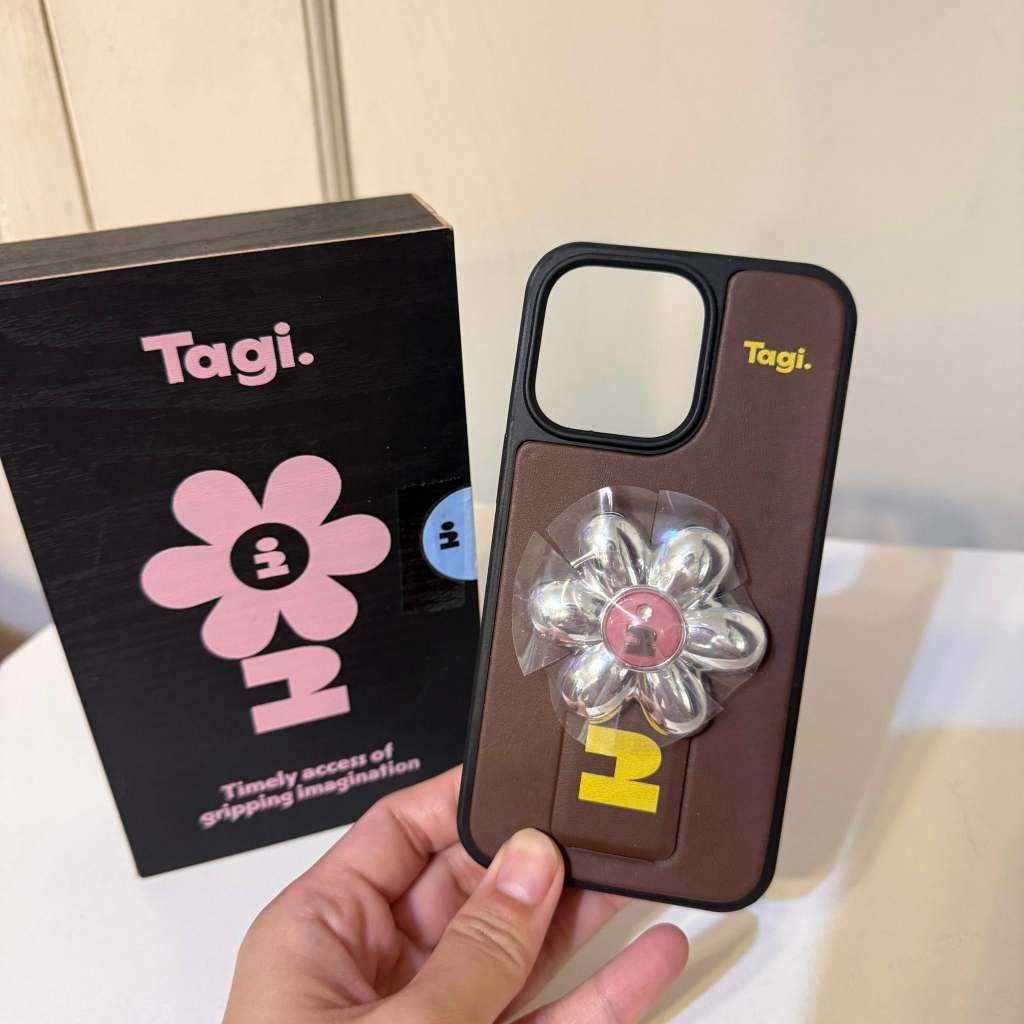 เคสโทรศัพท์ ไอโฟน 13 โปร Case Iphone 13 Pro ทาจิ ทากิ ดอกไม้ เทสดี มีที่จัด เงาๆ มุก เหลือบ กิ้บต่อก