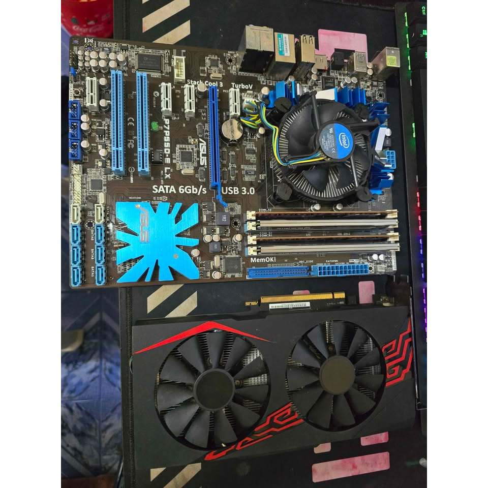 ขายคอมชุดเล่นเกมเบาๆ i5 650 3.20GHz+GPU RX 570 4GB+DDR3 4*4=16GB+MB Asus p7p55d-elx(1156)