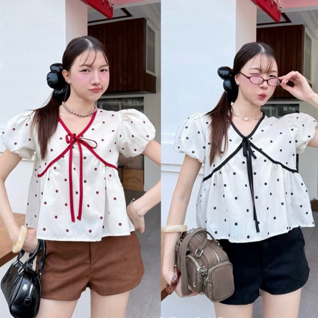 เสื้อคอวีแขนบอลลูน  ผ้าคอตตอนลายจุดน่ารักๆ