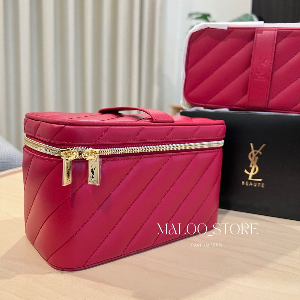 กระเป๋าเครื่องสำอาง YSL  สีแดง พร้อมกระจก ✅ของแท้100% ✅ YSL VIP Gift จากเคาน์เตอร์แบรนด์ แท้ 100%