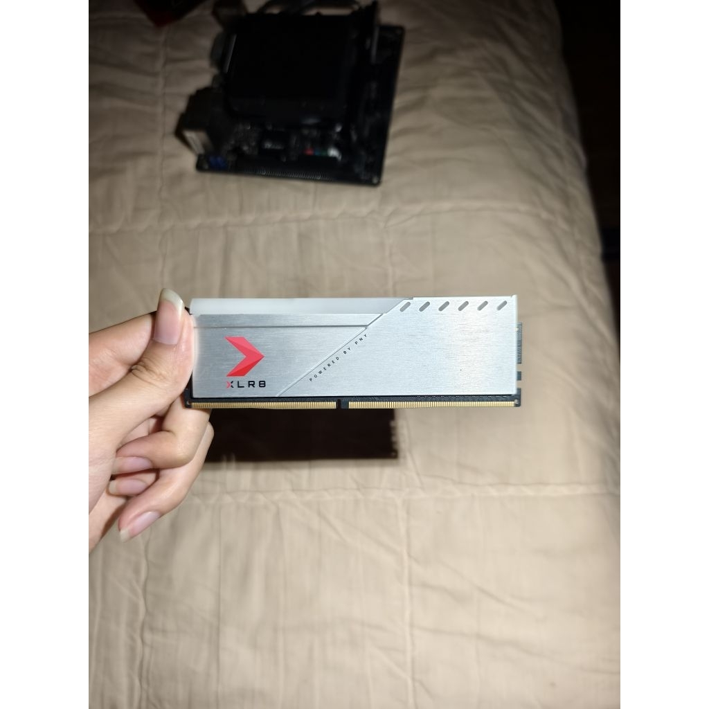 PNY XLR8 GAMING 8GB DDR4 3200 มือสอง