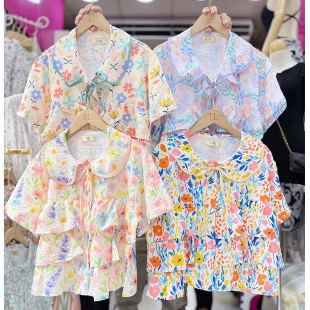 เสื้อปกบัวทรงขนมชั้นแต่งโบว์  ผ้าบับเบิ้ลพิมพ์ลายดอกน่ารักสดใสทุกลาย