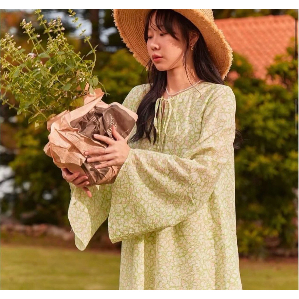 Lookbooklookbook flymetothemoon botanic