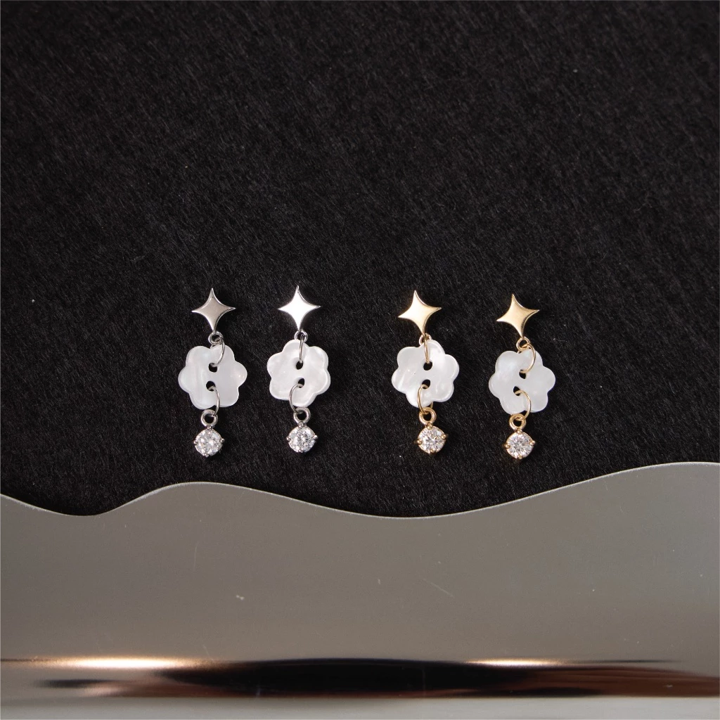 earika.earrings - Petal Glint Drop ต่างหูวิ้งค์ห้อยกระดุมดอกไม้ วัสดุสแตนเลส (stainless steel) เหมาะสำหรับคนแพ้ง่าย