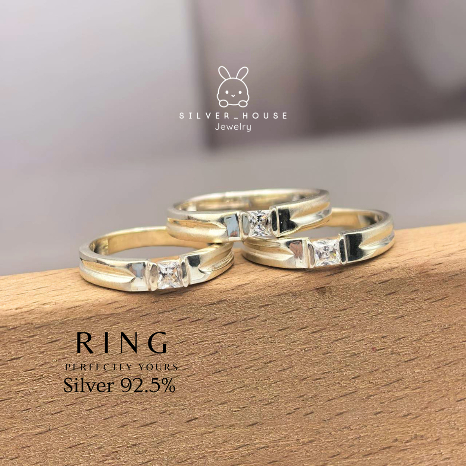 แหวนเงินแท้​ 92.5% แหวนทรง​ classic​ เพชรcz สี่เหลี่ยม​ตรงกลาง​​​ สวยมากค่ะ