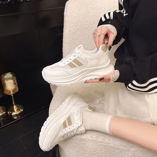 JSNB รองเท้าผ้าใบผู้หญิง ใส่ออกกำลังกายได้ วัสดุหนังพียู หนังนิ่มใส่สบาย ทรงเสริมส้น แนะนำเผื่อ 1 ไซส์ [LN9022]