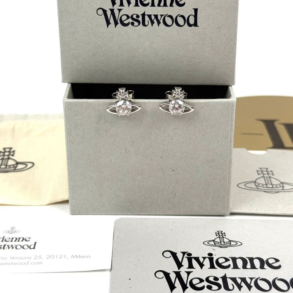 ต่างหู Vivienne Westwood Reina Earrings 62010070-P102 สี Silver ของแท้ 100%