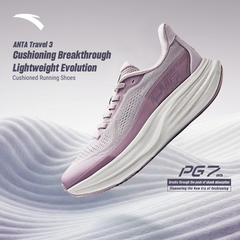 ANTA TRAVEL 3 PG7 รองเท้าวิ่งหญิ่งแบบนุ่มซัพพอร์ต หน้าเท้ากว้าง 2E 1226B5546 Official Store