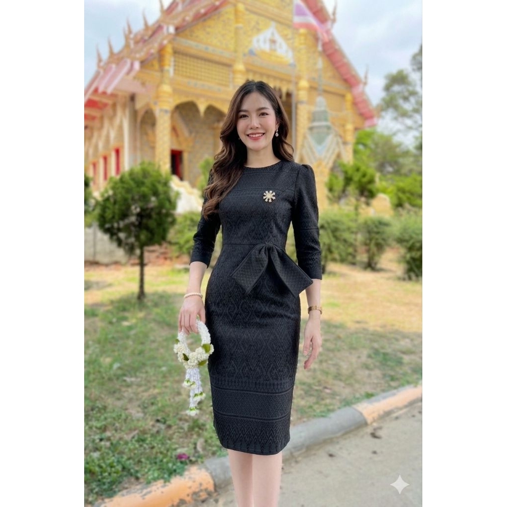 เดรสสีดำผ้าฝ้ายทอลายขอพระเทพทอทั้งชุด