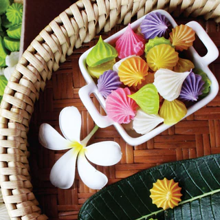 อาลัวใหญ่ เเพ็คพร้อมทาน ขนมหวาน ลุงอเนกขนมหวานเมืองเพ็ชร์ เมืองเพชรบุรี
