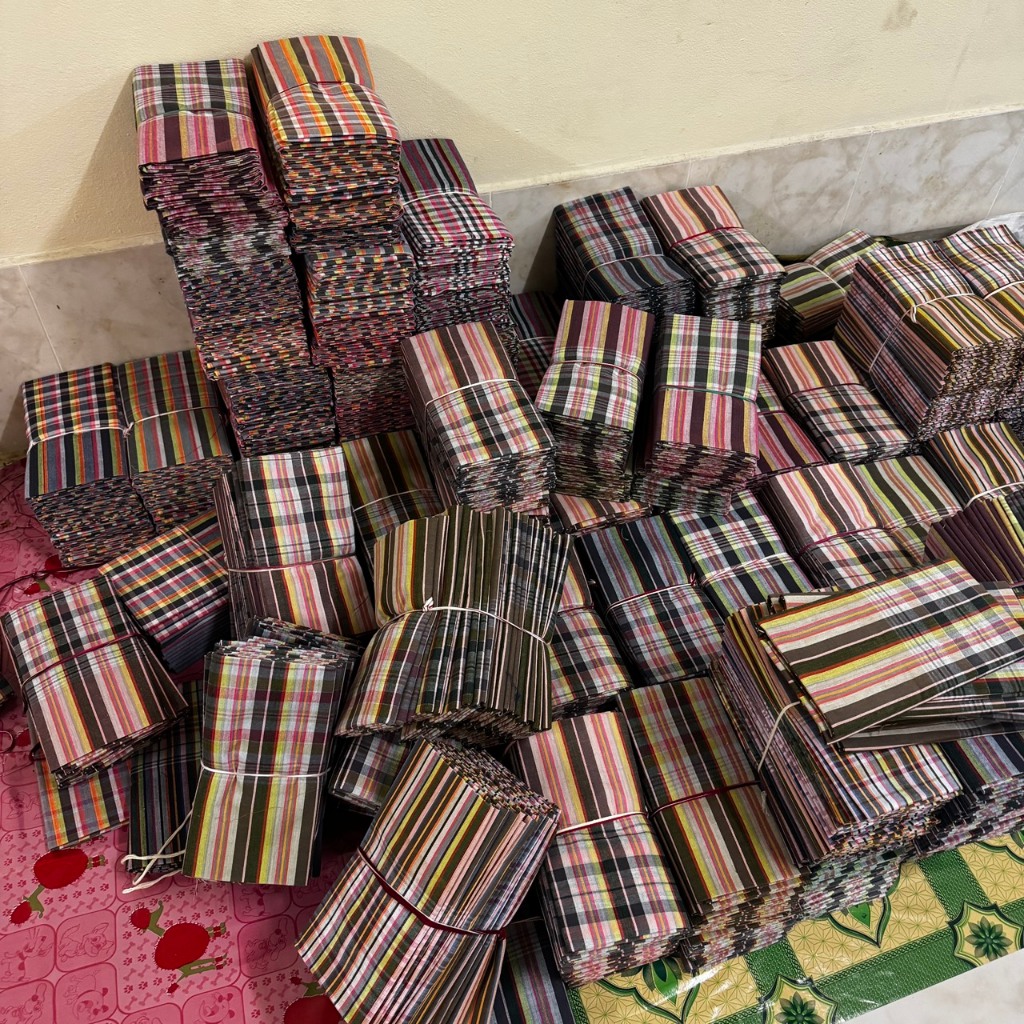 ผ้าขาวม้า ลงแป้ง แบบ “ไม่เย็บริม” ขนาดเล็ก 60X160 ซม. (ล้างสต๊อก) ราคา ถูกที่สุด ดีลบีเคเค แกลเลอรีภาพที่ 6