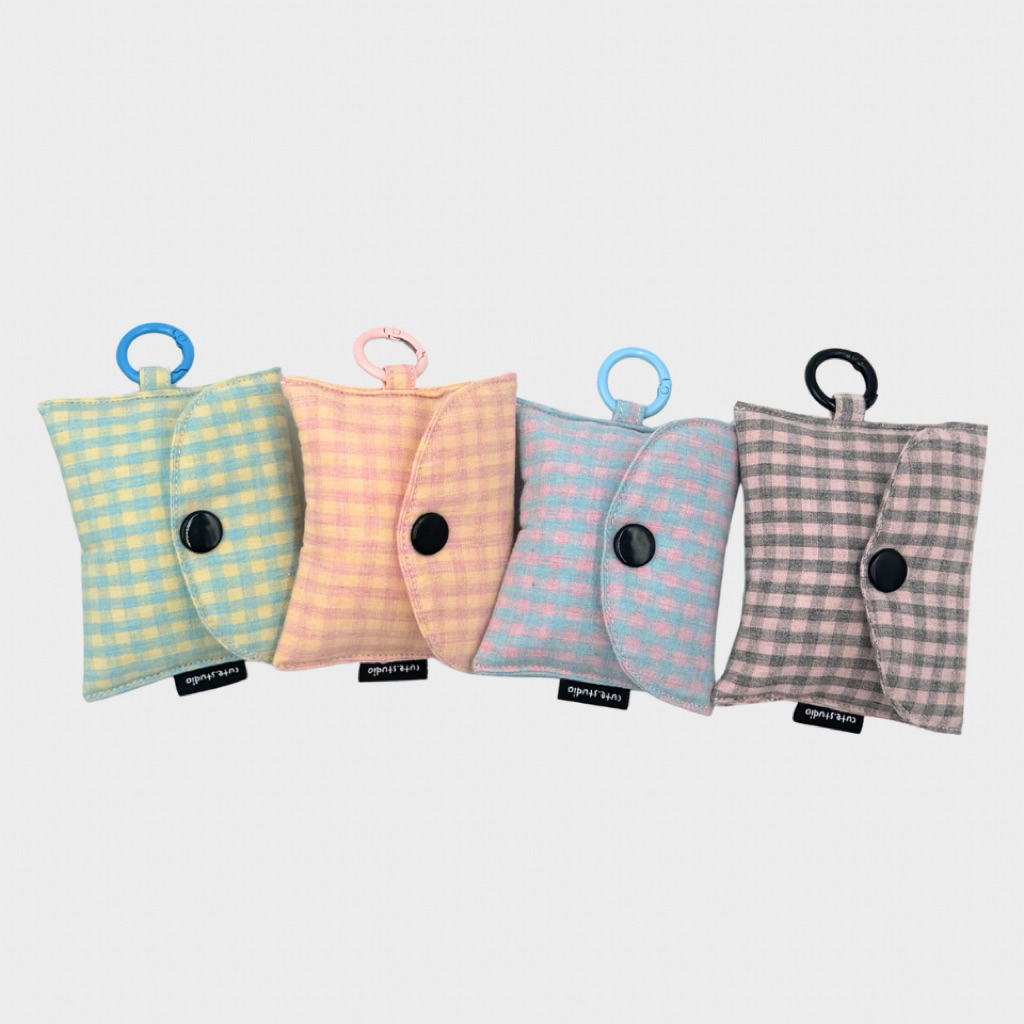cute.studio•กระเป๋าใส่ airpods (ใส่ได้ทุกรุ่น) ใส่หูฟัง มีห่วงห้อย บุใยสปริง กันกระแทกได้ระดับนึง