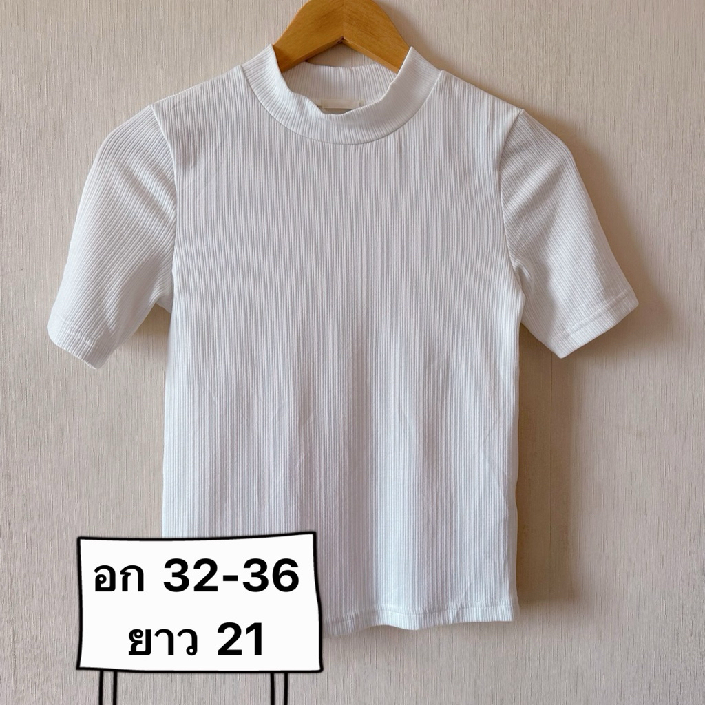 เสื้อยืดแขนสั้น เสื้อคอปีนผ้าร่อง แบรนด์ GU มือสอง (B0001)