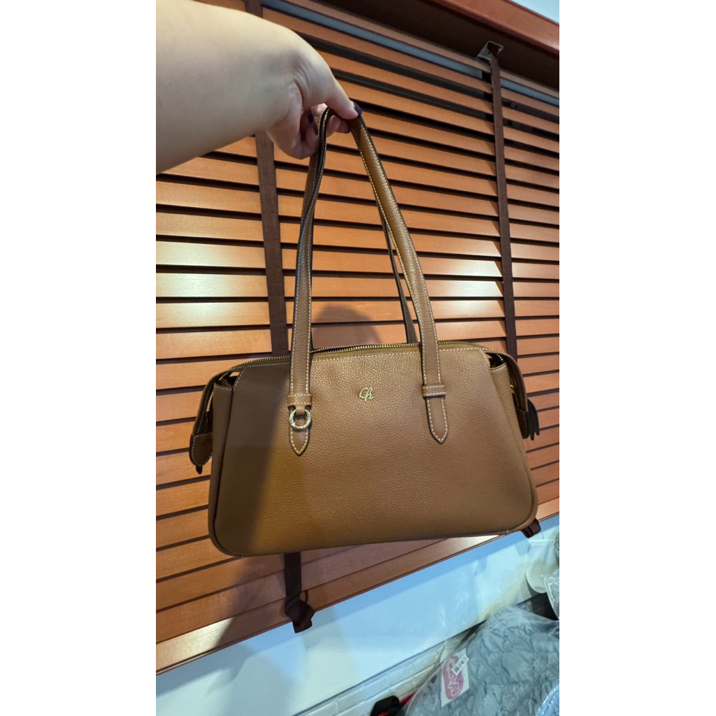 ✨ (มือ2ใช้น้อย)Charin bag กระเป๋าหนังวัวแท้ รุ่น Martin สีToffee น้ำตาล