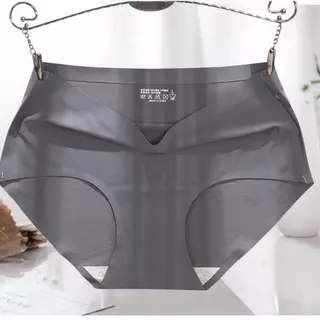 (แพ็ค6ชิ้น)#002 short under good quality made in china บางสีรีดขอบ บางสีไม่รีดขอบ แนะนำให้เผื่อไซส์ เพื่อไม่ให้แน่นเกิน