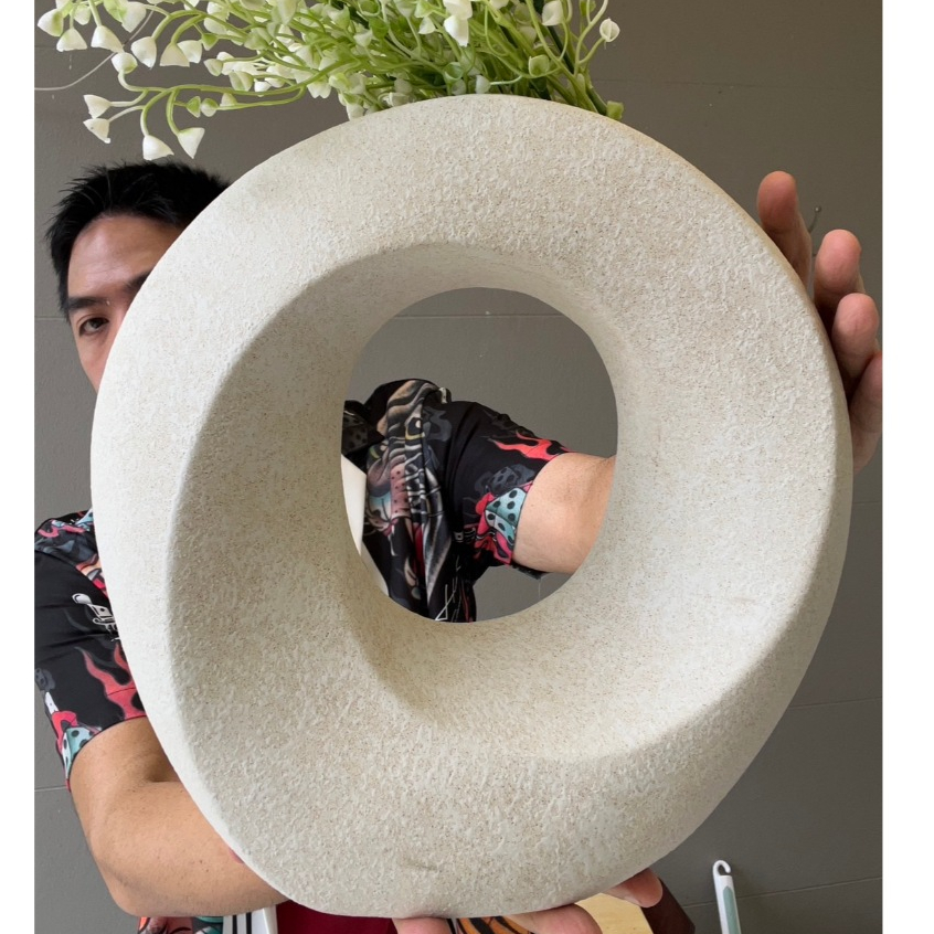 แจกันดอกไม้เซรามิก ขนาด 12 นิ้ว แจกันจัดดอกไม้  แจกันโมเดิร์น Vase Ceramics สีขาวทองหิมะ
