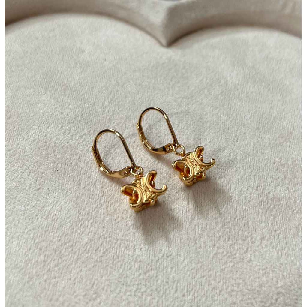 ต่างหู แฟชั่นออริ สแตนเลสแท้ ไม่ลอก ไม่ดำ สวยหรู ดูดี ราคาถูก Shopee Lazada