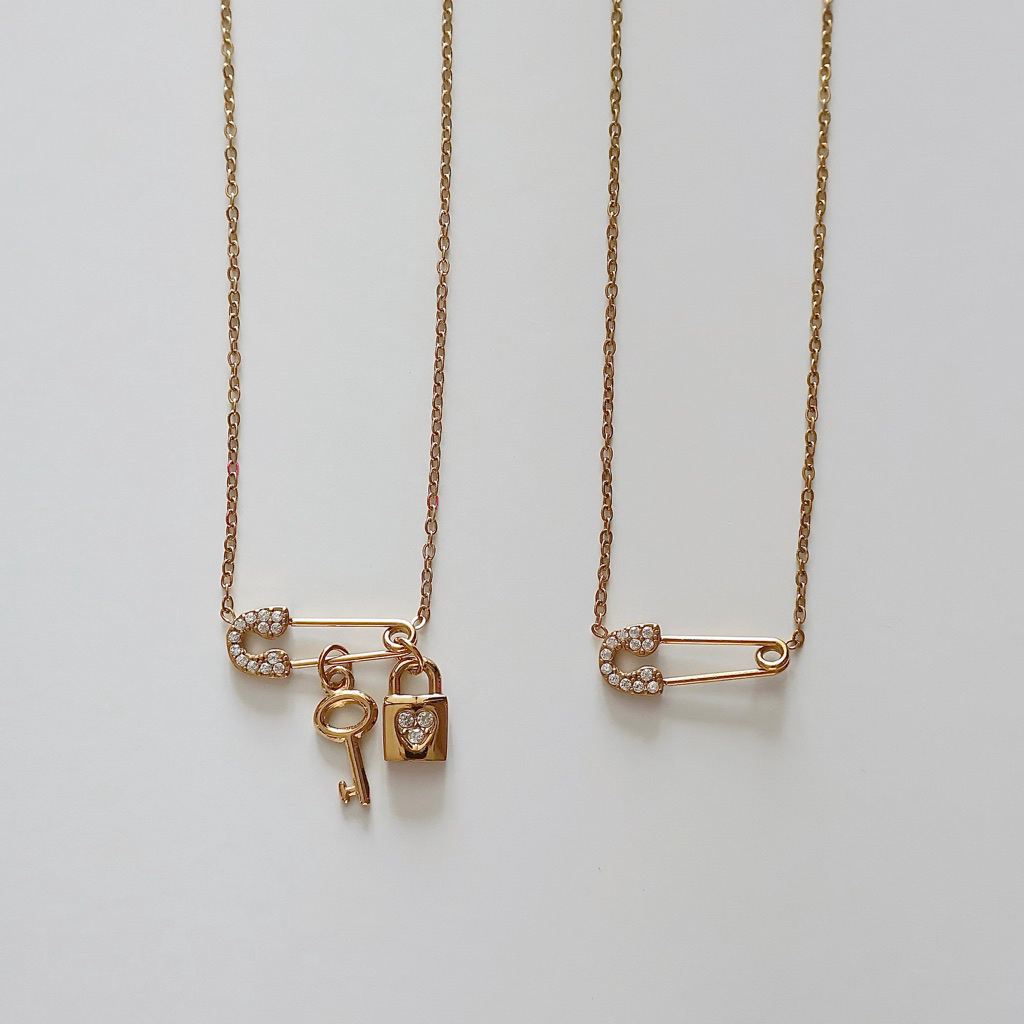 gigaglam pin necklace | สร้อยเข็มกลัด สแตนเลสตีล