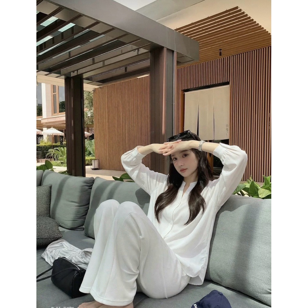 PICHA_BRAND : NEW CLASSIC MANDARIN SHIRT เสื้อเชิ้ตแขนขาวคอจีน