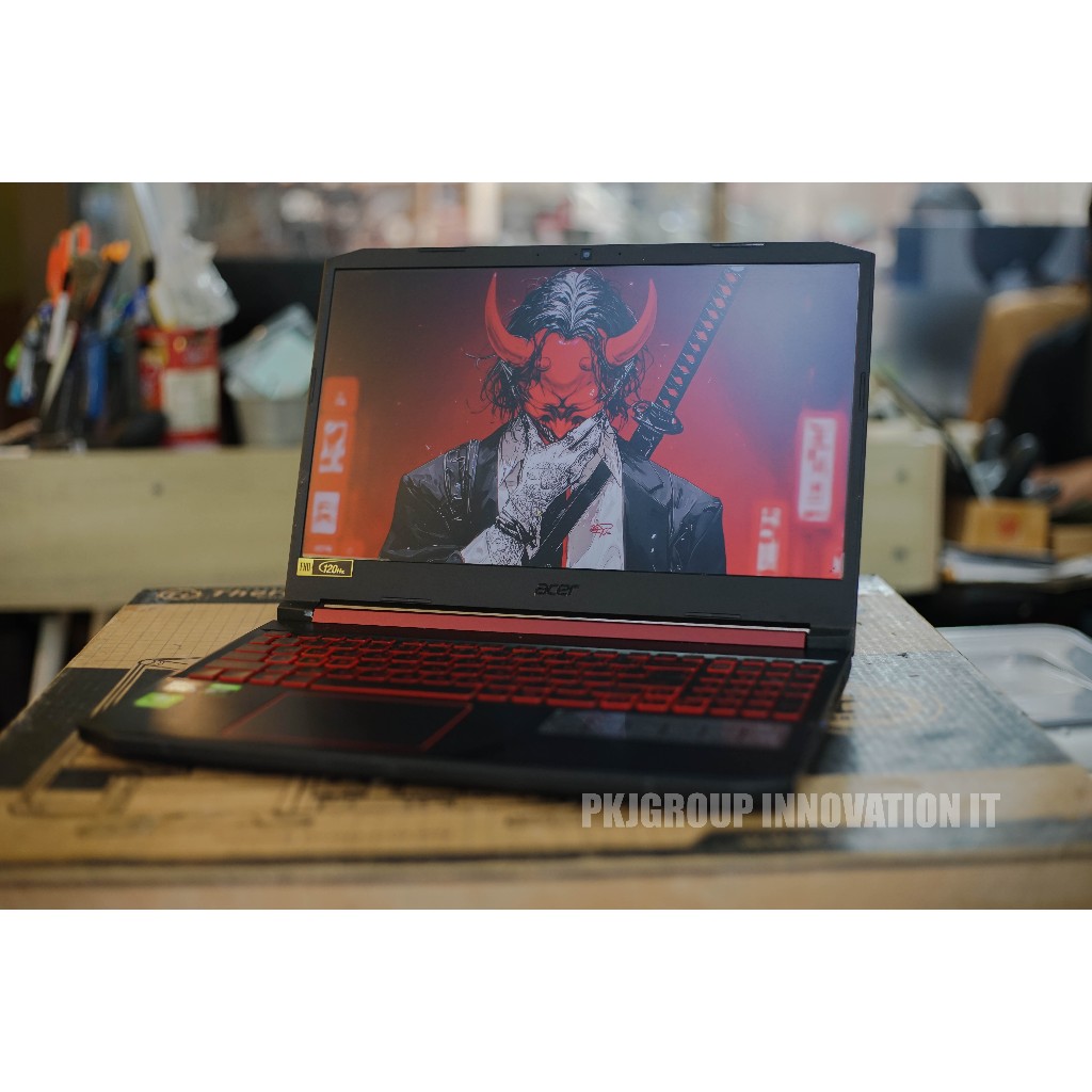 โน๊ตบุ๊คเล่นเกมมือสอง Acer Nitro 5 AN515-43-R0T3 R7 3750H RAM 8 GB M2 512 GB GTX1650 *ตําหนิในโพสต์