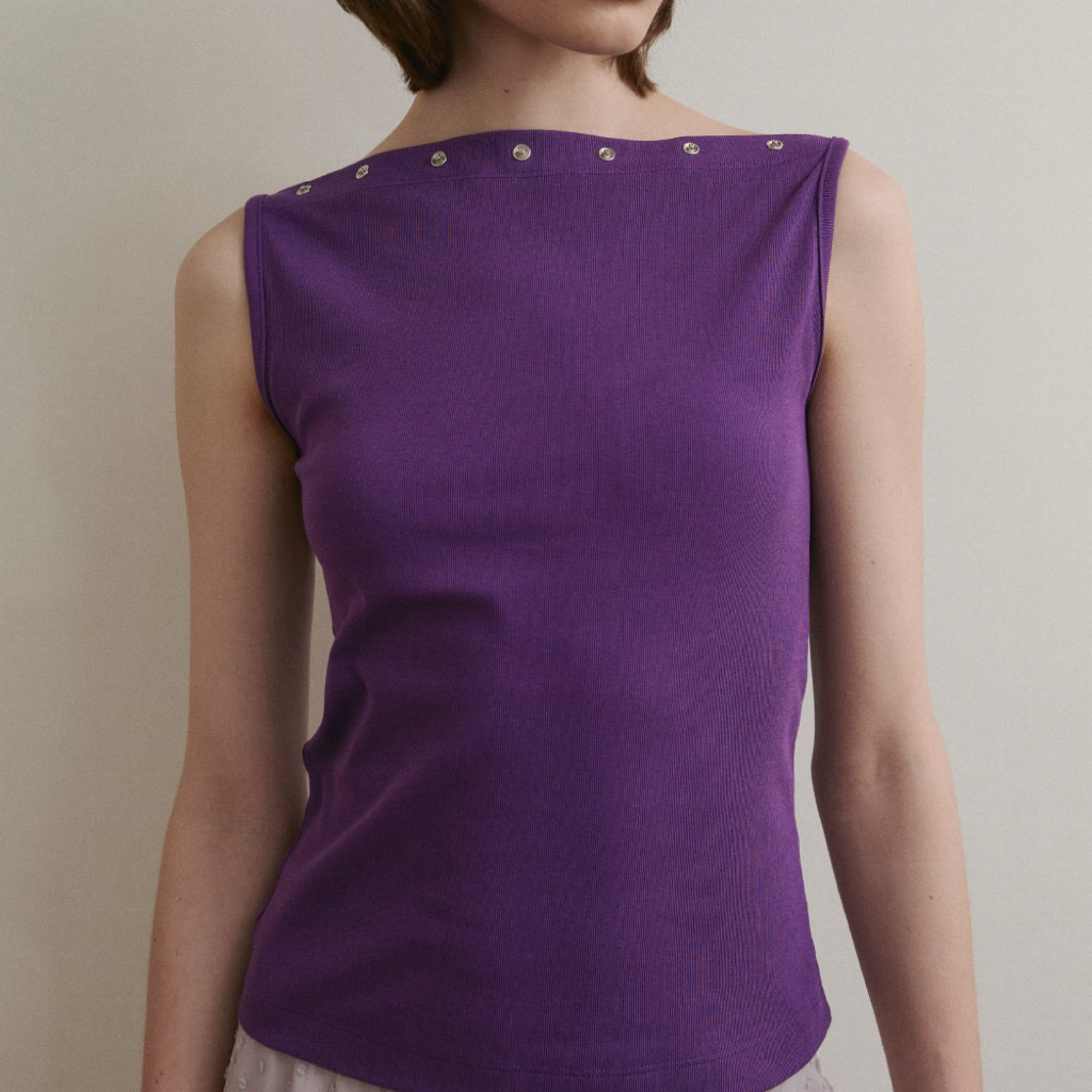 มือ2 Girlfriend Comfort - Jules Studded Tank (พร้อมส่ง) - เสื้อกล้ามคอปาดตกแต่งหมุดกระดุมเงิน