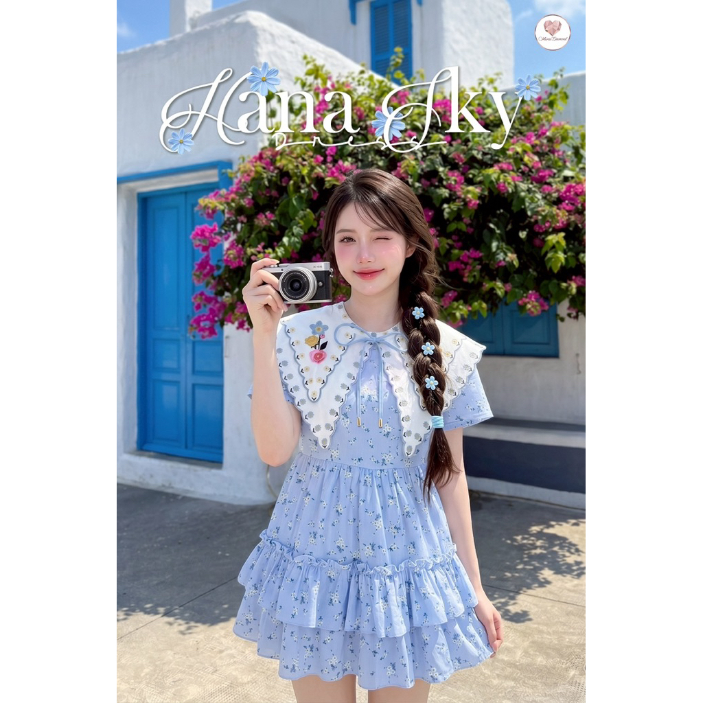 (มี3XL) Maria Diamond สีฟ้า Hana Sky Dress เดรสสั้นผ้าคอตตอนเนื้อนิ่มลายดอกเดซี่ ปกสองชั้นปักดอกไม้&ขอบปัก ซิปหลัง มีซับ