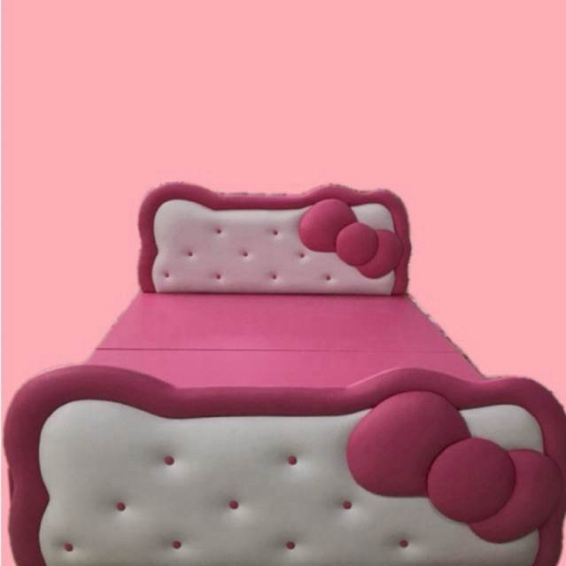 เตียงนอนคิตตี้ (Hello kitty) สีชมพูแสนหวาน (หัวเตียง+ท้ายเตียง)