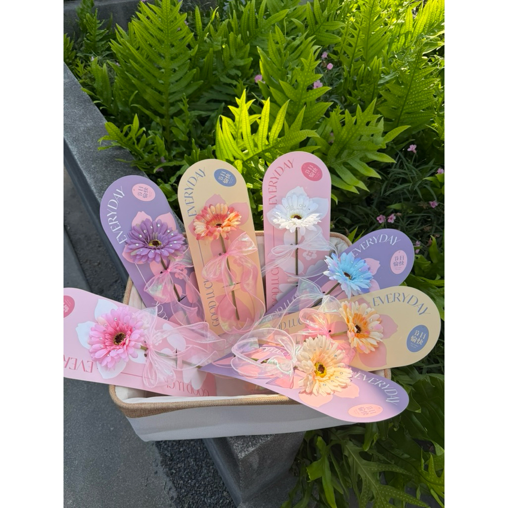ดอกไม้ติดเพชรของขวัญวันพิเศษสำหรับปัจฉิมนิเทศ/ของขวัญรับปริญญา
