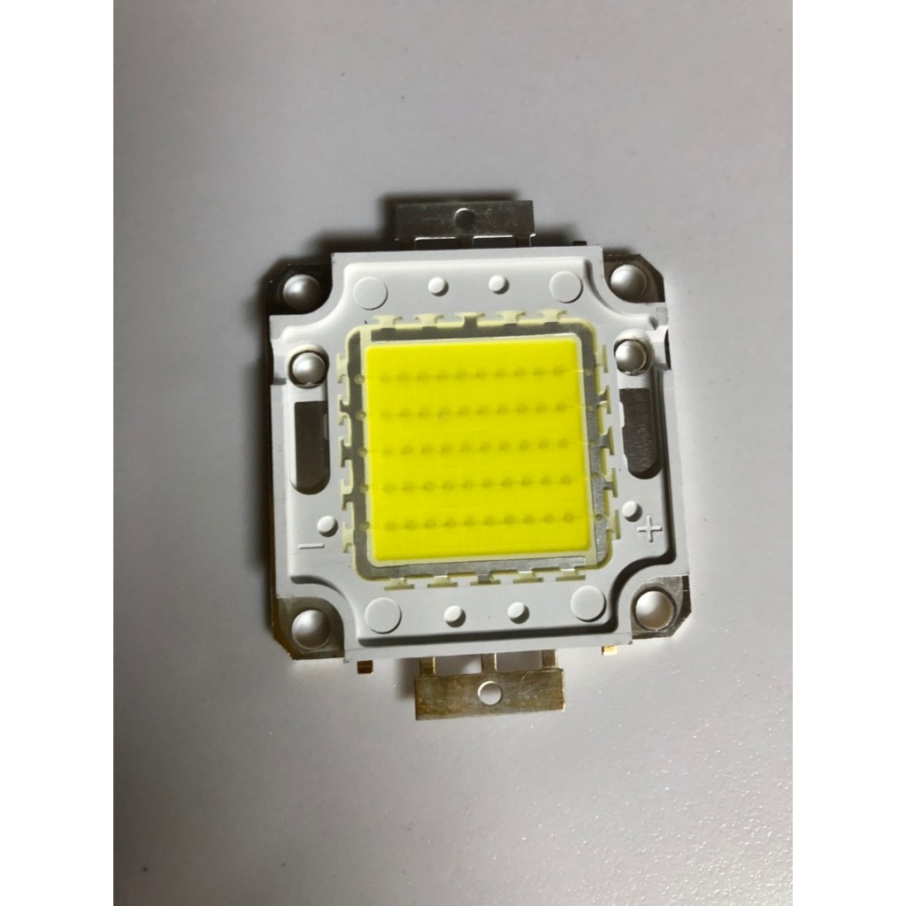 ชิปสปอร์ตไลท์ LED 10W 20W 30W 50W 100W และ ชิปรุ่นตาใหญ่ COB มีแสงขาวและแสงวอม
