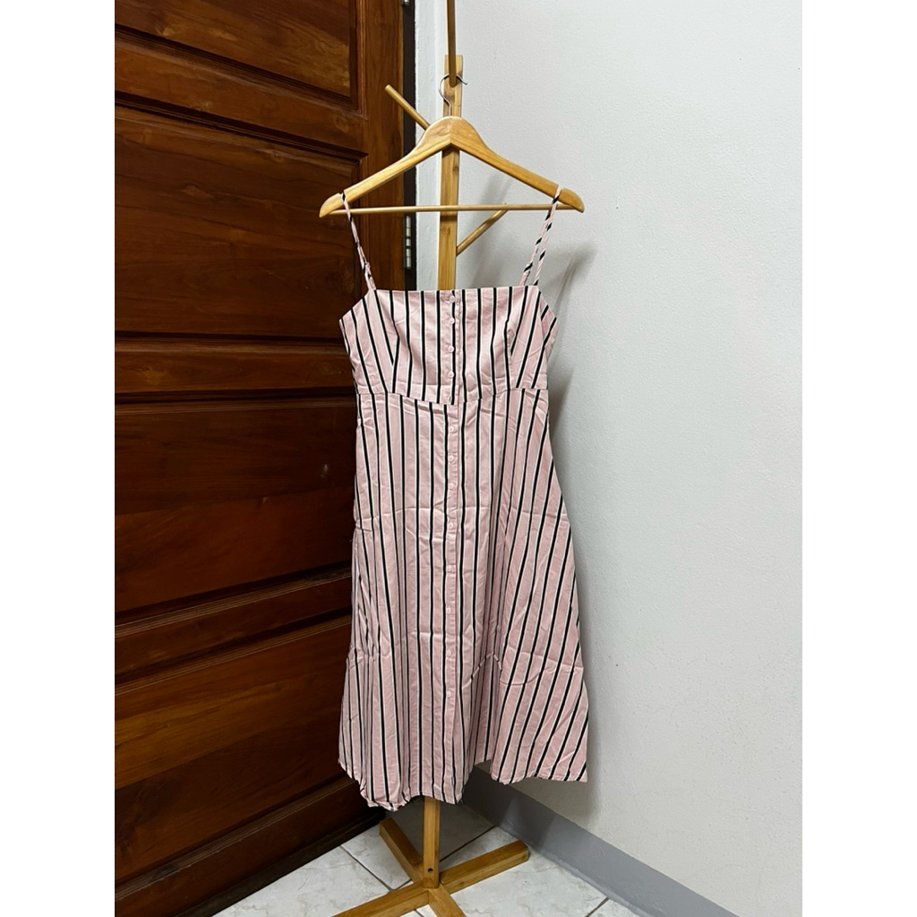 B019 เดรส Lookbooklookbook Size m มือสอง