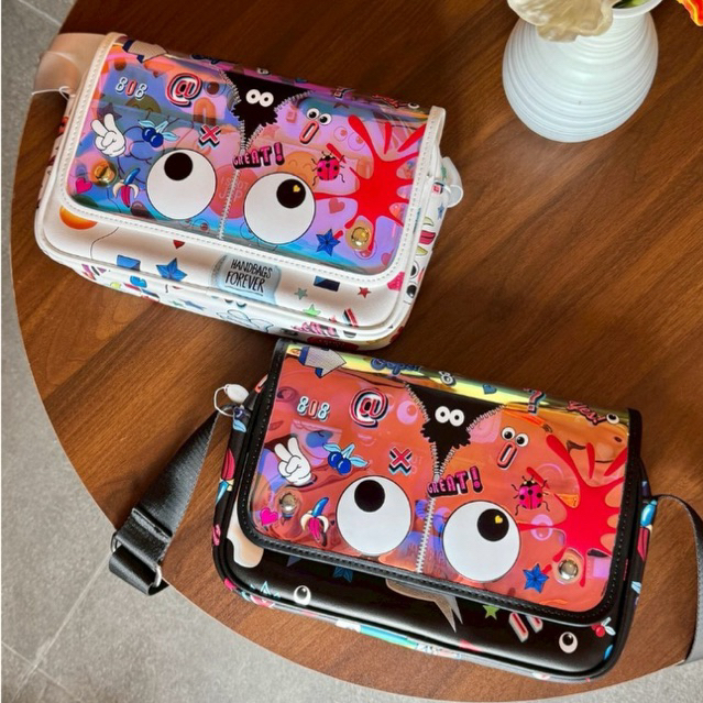 “Blink Flap Bag” กระเป๋าตาโตฝาพับรุ่นใหม่ Eye theme #2964