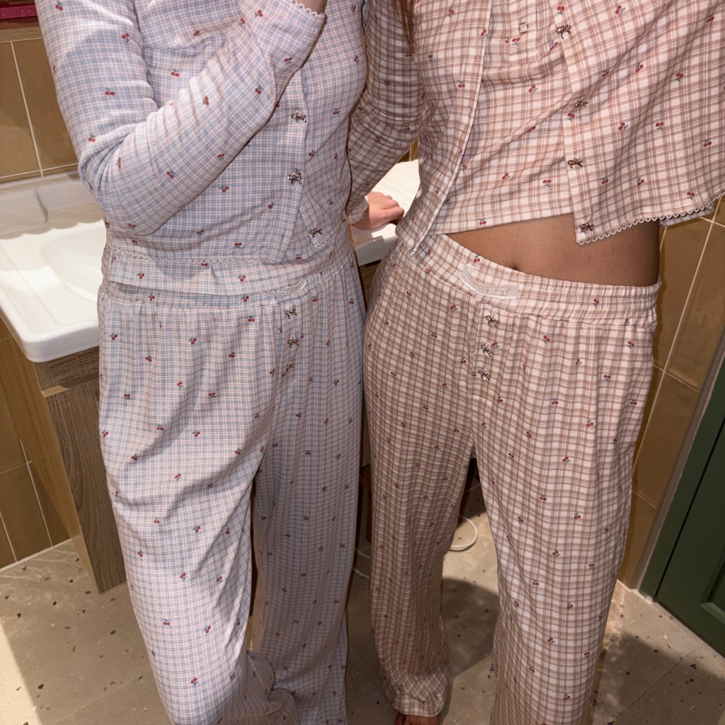 ÉTOILE BNK MILA PANTS กางเกงขายาวลายจุดสุดคิ้วท์ (PREORDER บางไซส์)