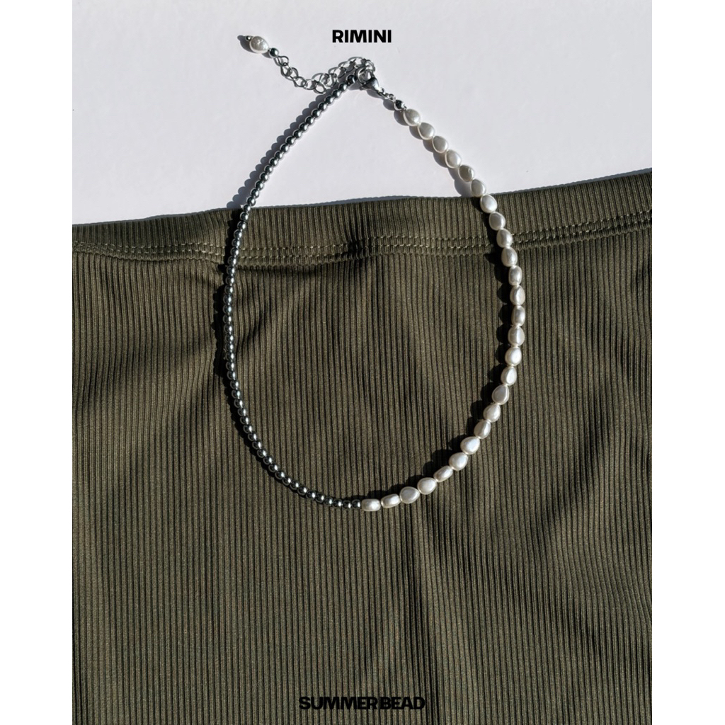 SMB - “Rimini” สร้อยคอไข่มุกและหิน Hematite