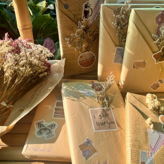 Mystery Book, Mystery Box หนังสือใหม่มือ1 | เลือก Mood ได้ | ของขวัญสุ่มจากร้าน