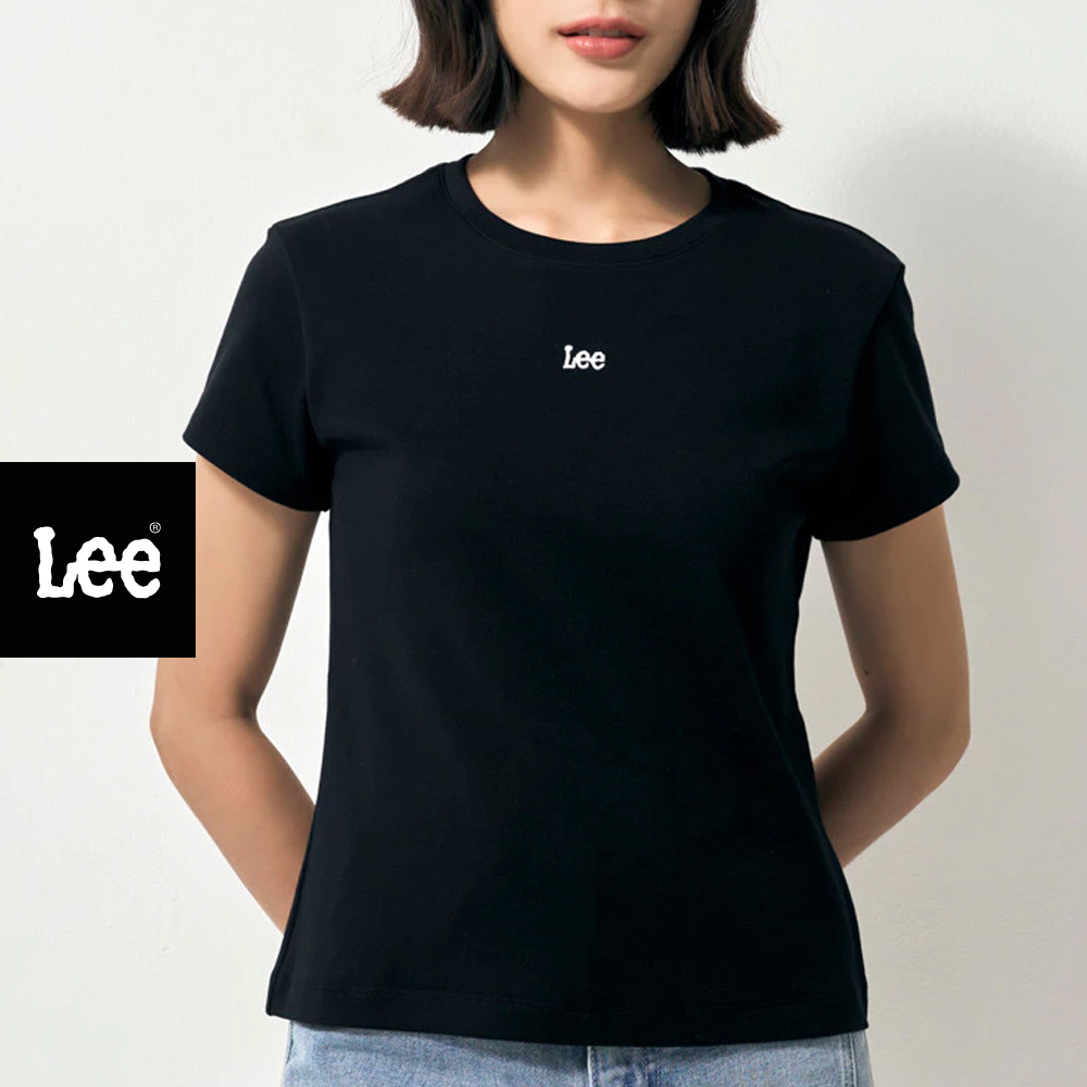 LEE เสื้อยืดแขนสั้นผู้หญิง คอลเลคชั่น Lee Pink รุ่น LE F324WTSSN31 สีดำ