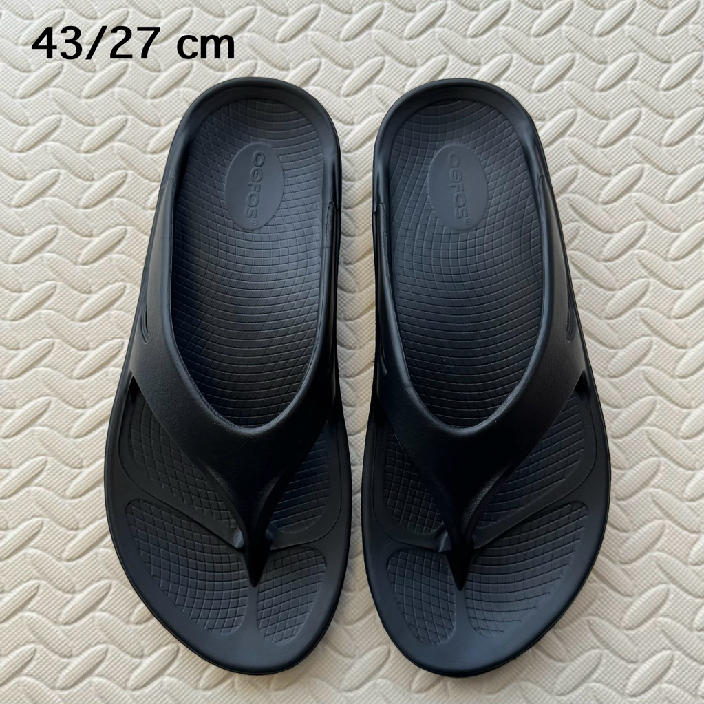 รองเท้ามือสอง 0ofos สีดำ รองเท้าแตะสุขภาพ (BE690)