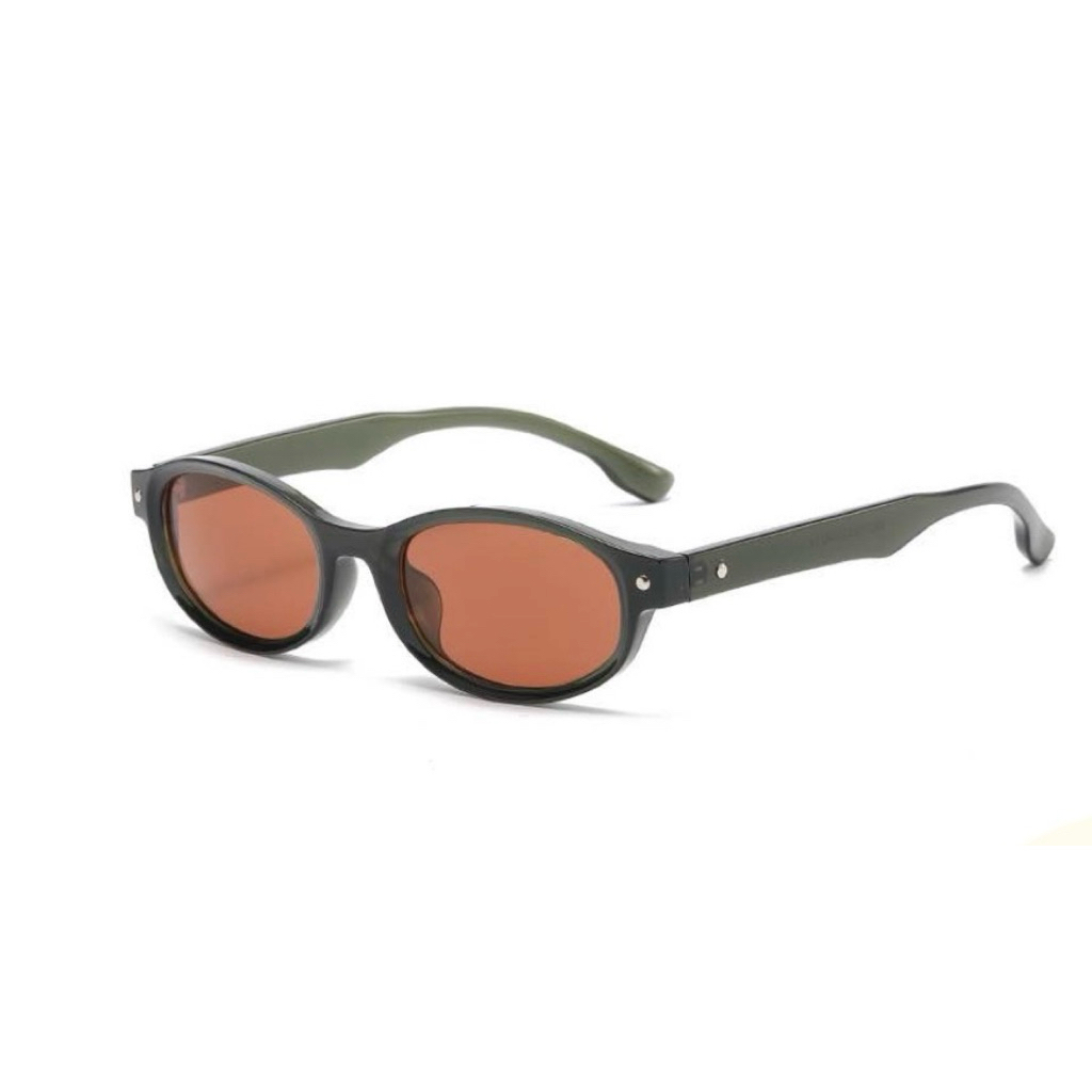 ส่งต่อ plume.bkk แว่นกันแดดรุ่น ‘Belle’ Sunglasses🍵