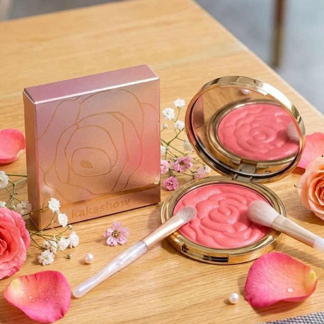 (พร้อมส่ง)kakashow บลัชออนดอกกุหลาบ 3D สีชมพูละมุน