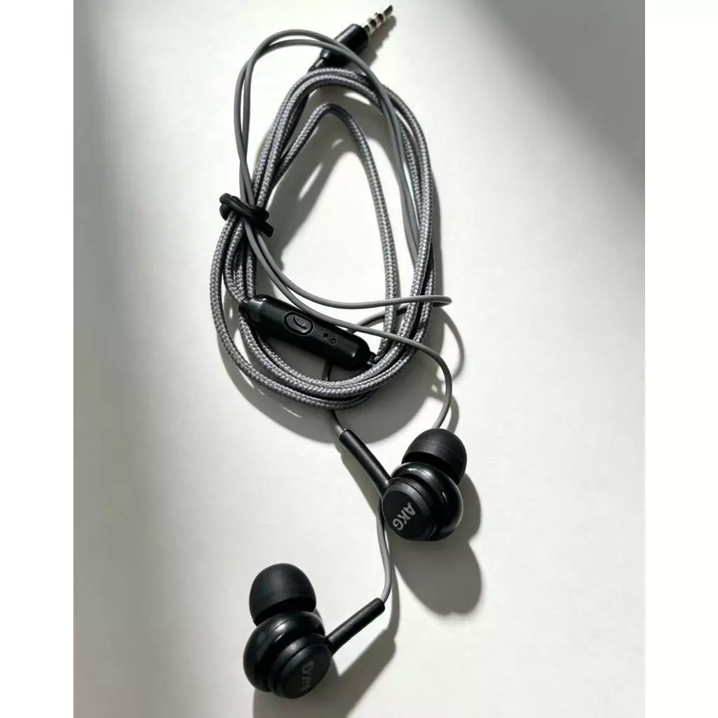 หูฟัง Samsung AKG มีไมโครโฟน thumbnail 6