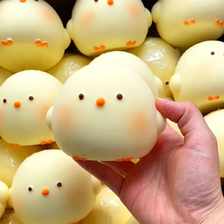 ของเล่นบีบเล่น รูปไก่น้อยน่ารัก นุ่มนิ่ม คืนตัวช้า ให้ความรู้สึกชุ่มชื้นและน่าพึงพอใจ