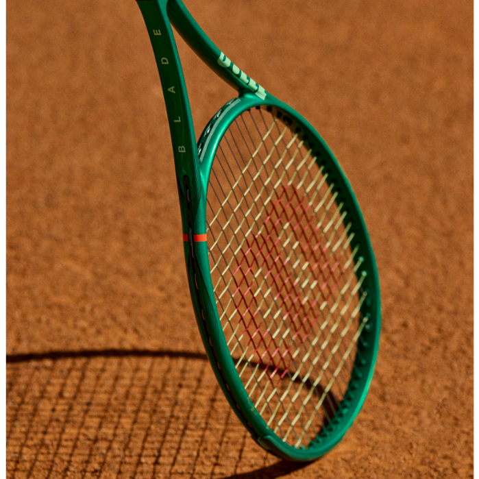 Wilson BLADE 98 PRO 16X19 V10 ไม้เทนนิส Unstrung WR207611U2 Official Store