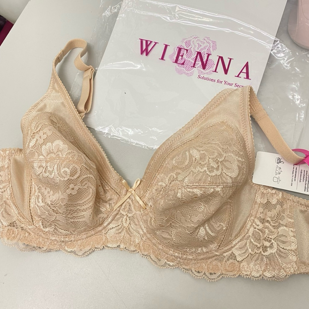 WIENNA เสื้อชั้นใน FULL CUP เสริมโครง เต้าซับบาง DB93548