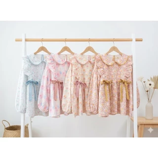 ป้าย Lilly เสื้อผ้าบับเบิ้ลพิมพ์ลายคอบัวแต่งกุ้นสี ระบายข้าง แต่งโบว์ผูกน่ารัก ๆ อก 42 นิ้ว