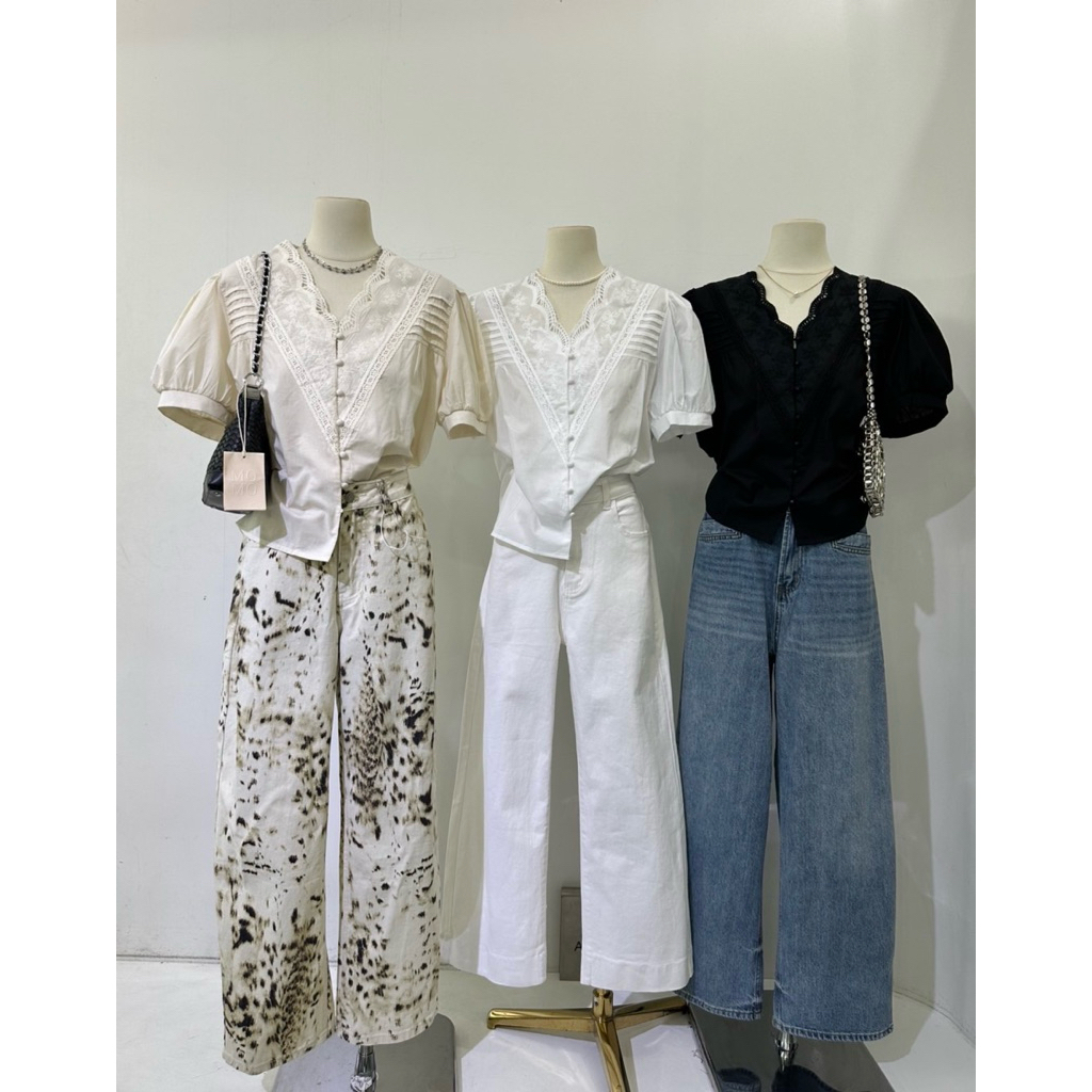 เสื้อคอวีแต่งฉลุแขนพองสวยหวานมาก
