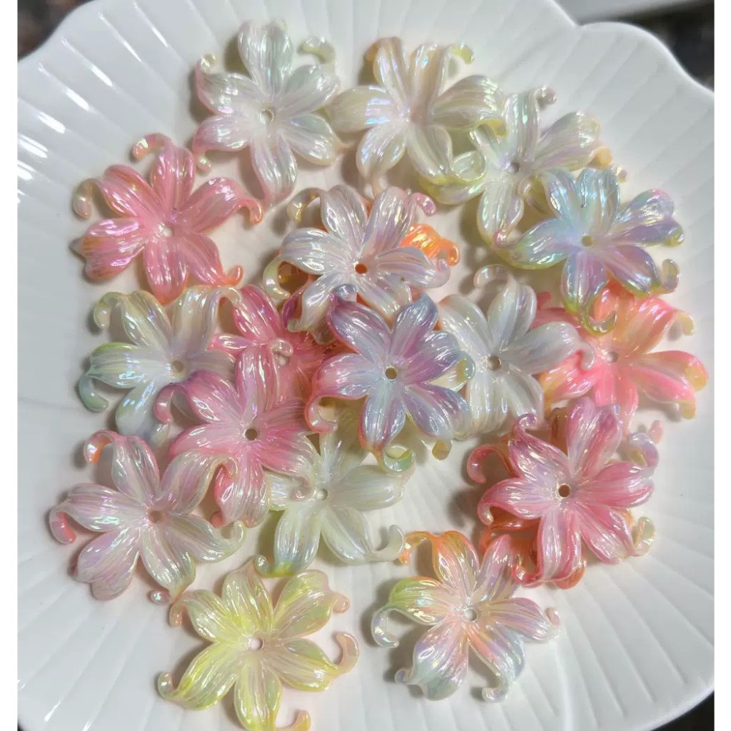 ลูกปัด ดอกกระดังงา สีทูโทน เคลือบโฮโลแกรม ขนาด45mm คระสี ชม แดง ขาว ฟ้า อุปกรณ์เสริมงานฝีมือ DIY สำหรับตกแต่งขื้นชิ้นงาน
