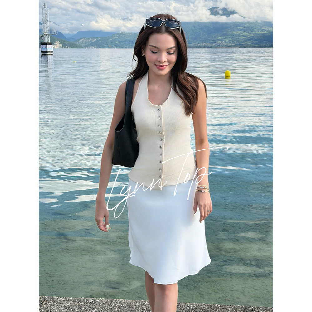SEASON STUDIO - LYNN TOP / เสื้อกล้ามกระดุมหน้า