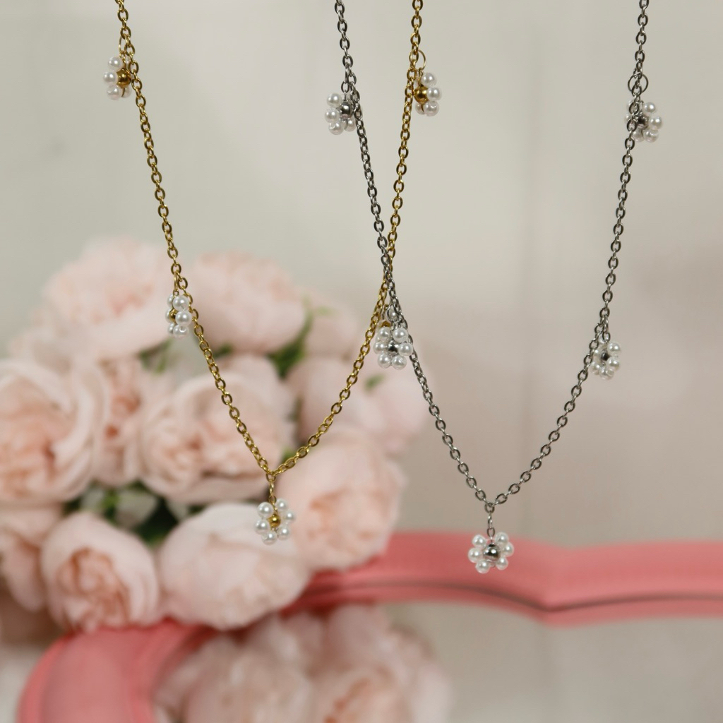 House of Cirround - สร้อยคอจี้ดอกไม้มุก Daisy Fluff 🌼🍥
