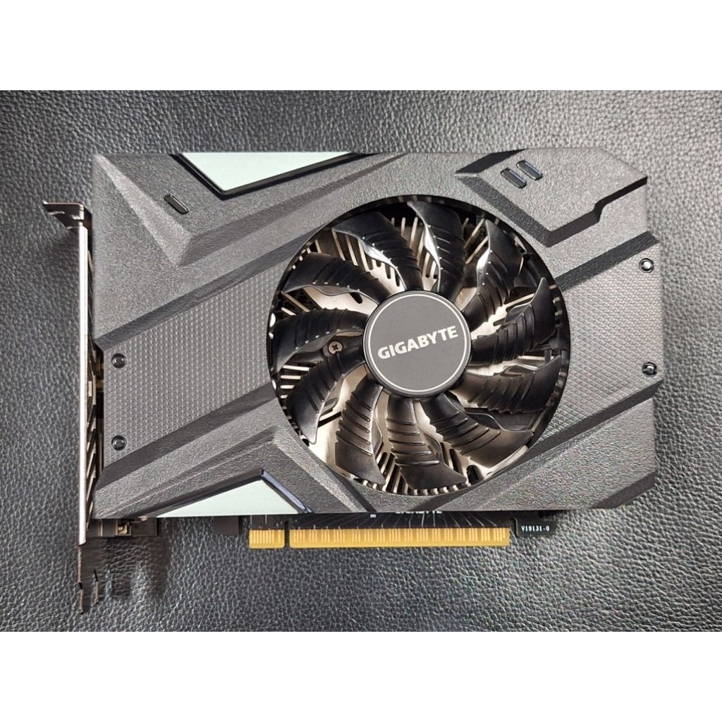 การ์ดจอมือ✌️ GIGABYTE GEFORCE GTX 1650 OC 4G Mini itx - 4GB GDDR5