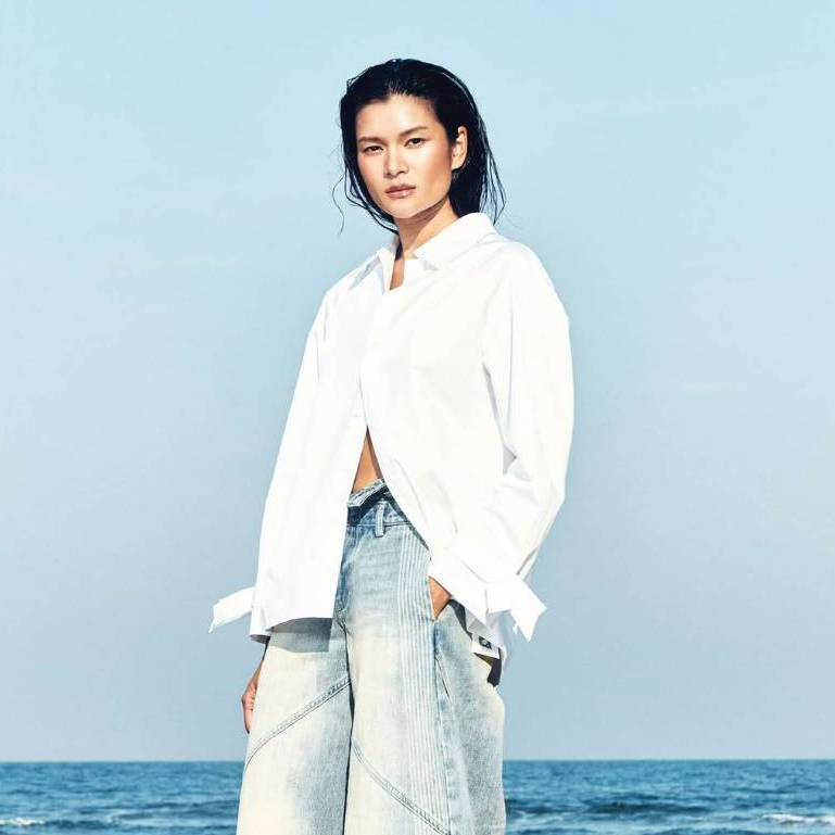 Pania Classic bow sleeve shirt แพนญาเสื้อเชิ้ตแขนโบว์สีขาว